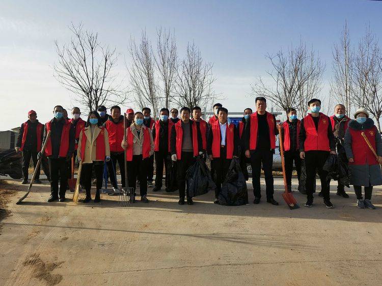 鞏義市回郭鎮開展新春清潔河流行動，守護碧水清流迎佳節